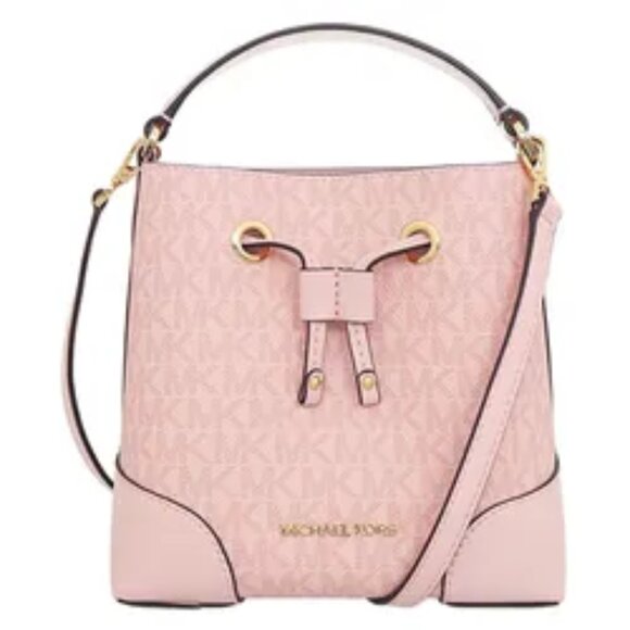 MICHAEL KORS Women's Mercer Small Logo Bucket Bag POWDER BLUSH  PINK . - Picture 1 of 14